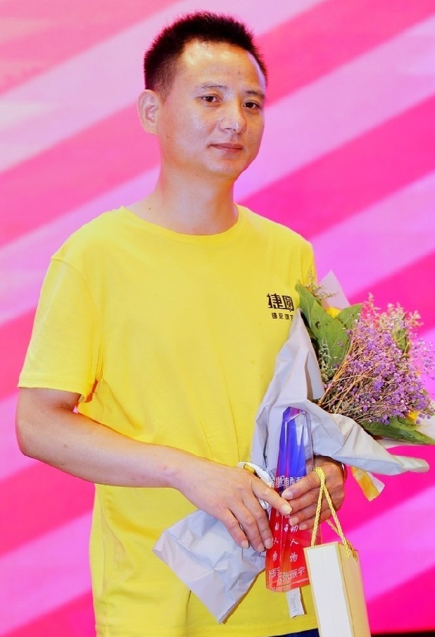 張振宇.JPG