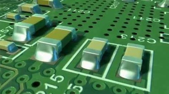 圖片放置：在此處包括帶有完美焊接元件的成品 PCB 的最終圖像。ALT 文本：“SPI 工藝后具有高質(zhì)量焊點(diǎn)的成品 PCB。