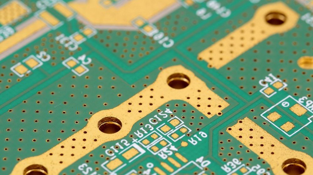 大電流 PCB 中的 2 盎司銅 PCB